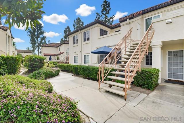 742 Eastshore Ter, Chula Vista CA: https://media.crmls.org/mediaz/ac97adc0-d4d0-4f09-8af2-ac1f6ad6e7d1.jpg