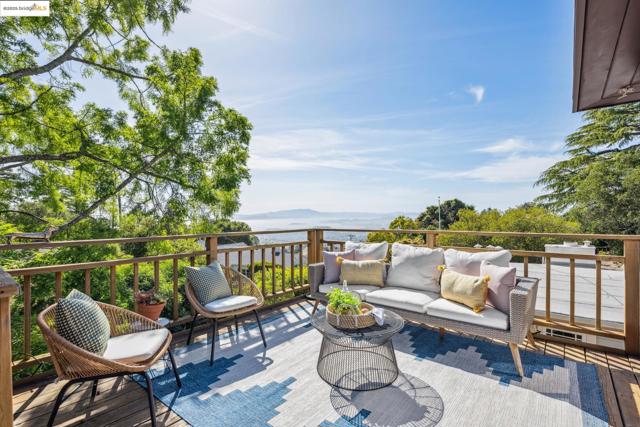 1310 Grizzly Peak Blvd, Berkeley CA: https://media.crmls.org/mediaz/ac97b73b-9652-4b57-b5e5-ec33a93ea8c3.jpg