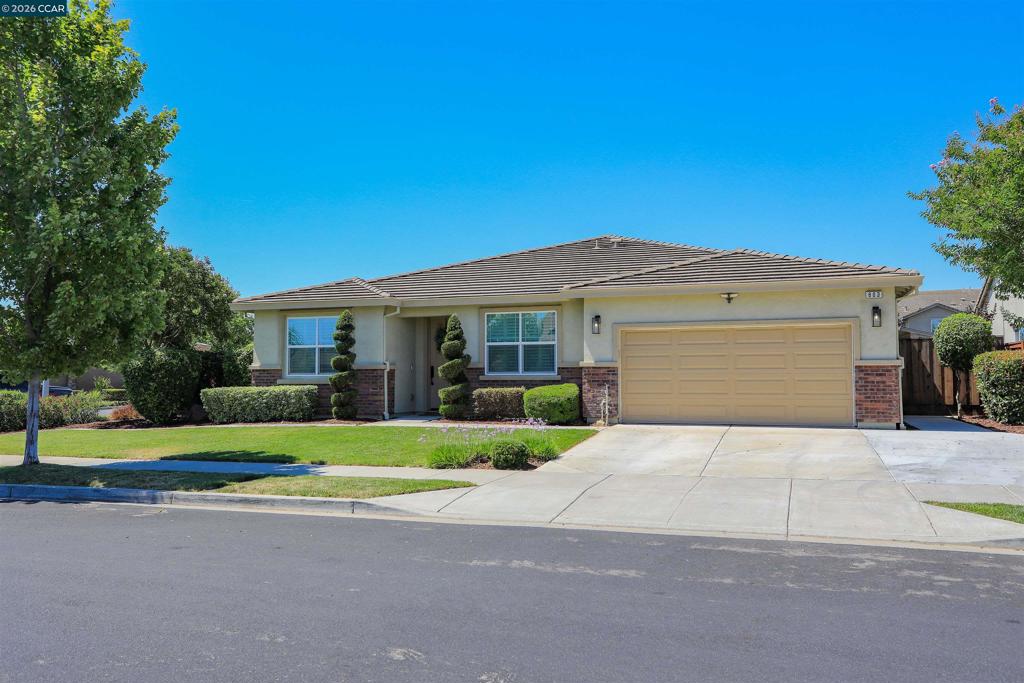 803 Pathfinder Ct
