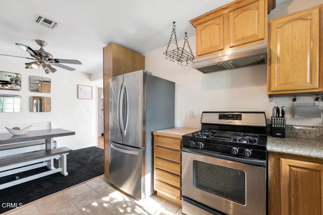 Detail Gallery Image 8 of 40 For 3151 Fournier St, Oxnard,  CA 93033 - 3 Beds | 1/1 Baths