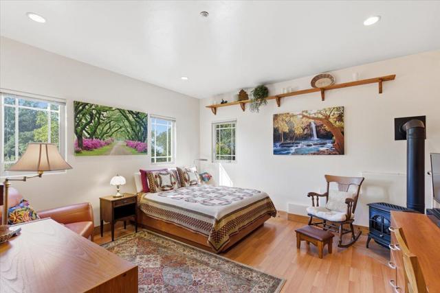 1175 Eagle Hill Road, Royal Oaks CA: https://media.crmls.org/mediaz/ac9c6518-0682-4019-a990-26c361b82241.jpg