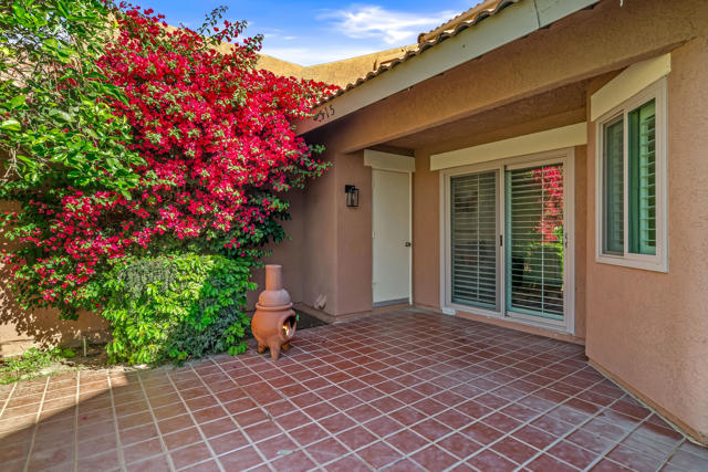 42515 Sultan Avenue, Palm Desert, CA 92211