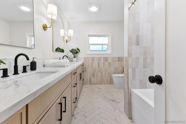 2128 Missouri St, San Diego CA: https://media.crmls.org/mediaz/ac9d678c-7d04-4c3f-b238-b02e4bd462f4.jpg