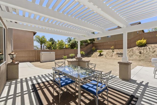 1222 N Creekside Drive, Chula Vista CA: https://media.crmls.org/mediaz/ac9dba7d-950b-49d1-98b8-754bec531acb.jpg