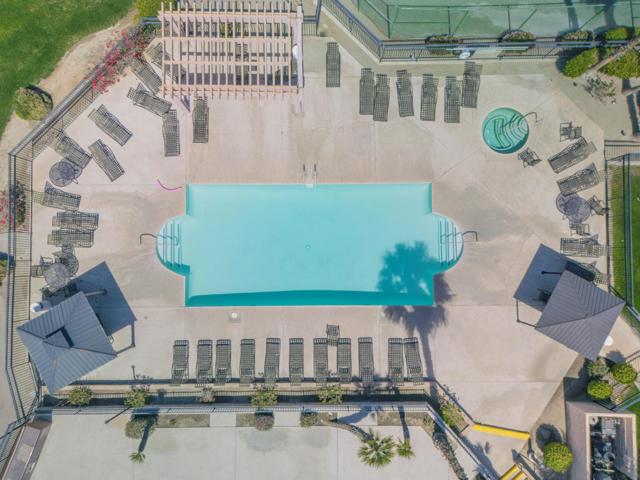 Image 30 of 31 For 78650 Avenue 42  101