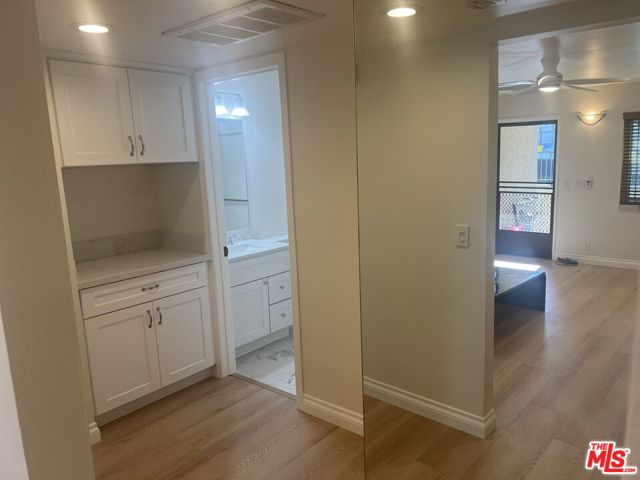 1017 Sonora Avenue, Glendale CA: https://media.crmls.org/mediaz/ac9e28d1-57fc-4bc3-a66c-d86b33a309a7.jpg