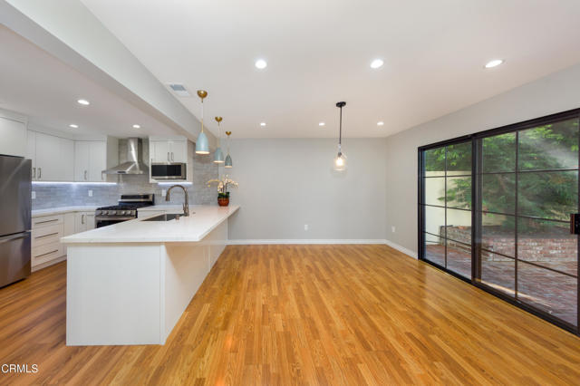 Detail Gallery Image 9 of 42 For 518 Garfield Ave a,  South Pasadena,  CA 91030 - 2 Beds | 2/1 Baths