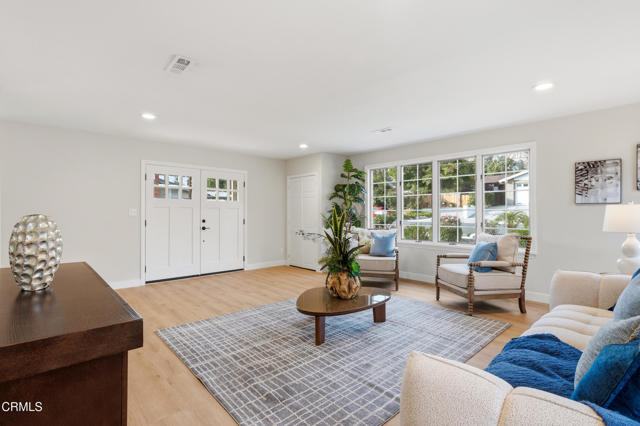 Detail Gallery Image 8 of 76 For 274 W Laurel Ave, Sierra Madre,  CA 91024 - 4 Beds | 3/1 Baths