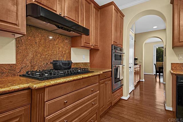 Detail Gallery Image 11 of 43 For 13518 Moonflower Meadows Trail, San Diego,  CA 92130 - 3 Beds | 2/1 Baths