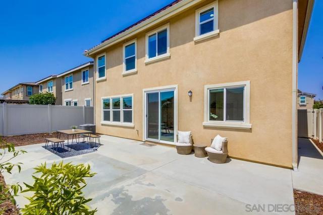 13216 Cuyamaca Vista Dr, Lakeside CA: https://media.crmls.org/mediaz/ac9fb0db-14ab-42e8-8ccd-fa924faadd3b.jpg