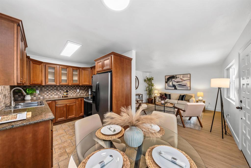 1030 Robinson Ave - photo 13