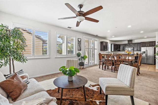 662 Ventura Drive, Soledad CA: https://media.crmls.org/mediaz/aca04323-4b37-41a1-adbf-b03b8ec69f44.jpg
