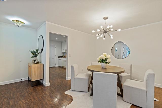 5285 Felicia Ave, Livermore CA: https://media.crmls.org/mediaz/aca0be73-eaad-415a-9d32-04d5ed46f2d1.jpg