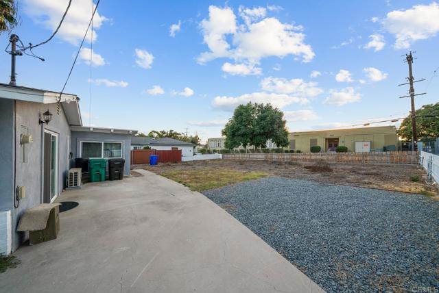 Image 24 of 38 For 6511 Wunderlin Avenue