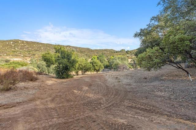 3340 Skytrail Ranch Rd, Jamul, California 91935, 4 Bedrooms Bedrooms, ,3 BathroomsBathrooms,Single Family Residence,For Sale,Skytrail Ranch Rd,240027620SD