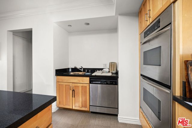 3411 Tareco Drive, Los Angeles CA: https://media.crmls.org/mediaz/aca18107-a151-4cfa-88bd-49d702fe6e4d.jpg