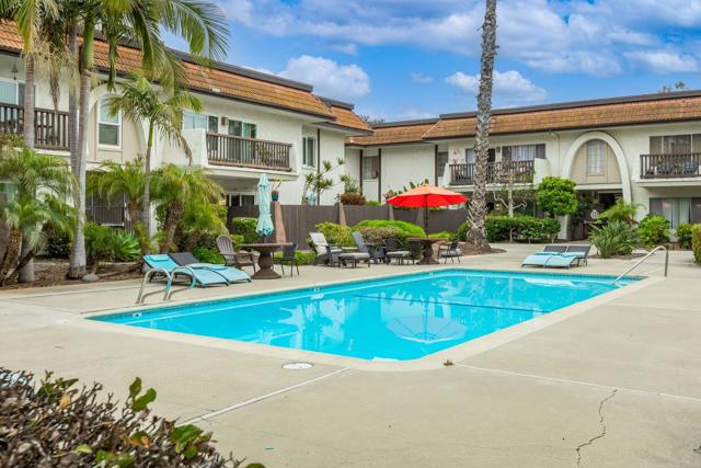 2929 Fire Mountain Dr, Oceanside CA: https://media.crmls.org/mediaz/aca1fd0d-1fa6-4cdd-947d-f6f084eac663.jpg