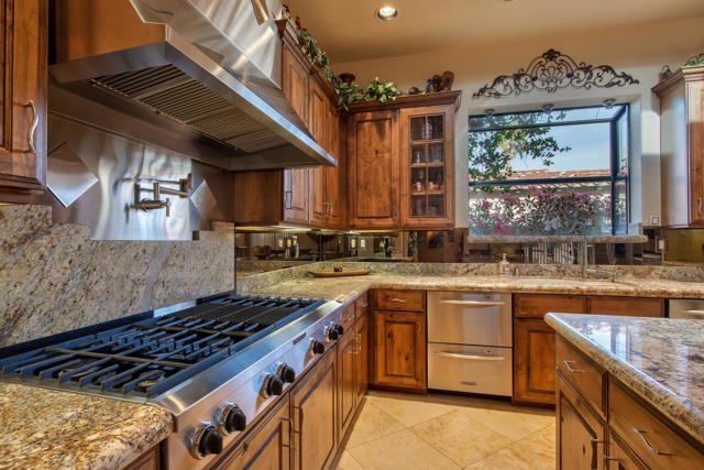 77170 Casa Del Sol, La Quinta CA: https://media.crmls.org/mediaz/aca1feae-d247-47ee-bbec-36746a15128b.jpg