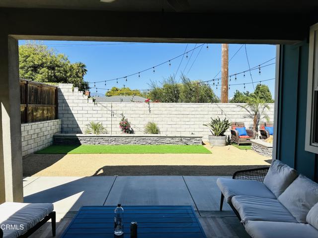 90 Los Altos Street, Ventura CA: https://media.crmls.org/mediaz/aca24c62-aa10-40df-81ab-5116985a3d3f.jpg