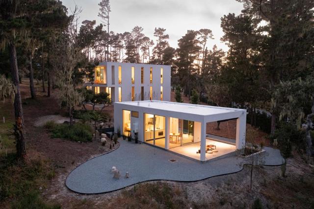 3159 Stevenson Drive, Pebble Beach CA: https://media.crmls.org/mediaz/aca2b259-33a1-4051-a6eb-5ec569985d15.jpg