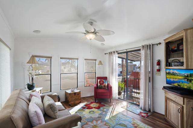 74711 Dillon Road, Desert Hot Springs CA: https://media.crmls.org/mediaz/aca34fcf-fb04-4670-9065-e49257c50bef.jpg