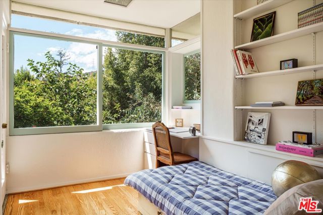 2764 Outpost Drive, Los Angeles CA: https://media.crmls.org/mediaz/aca42b58-719e-486c-a54b-f01004b742df.jpg