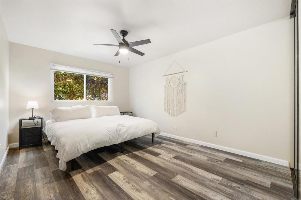 1645 Emerald - photo 16
