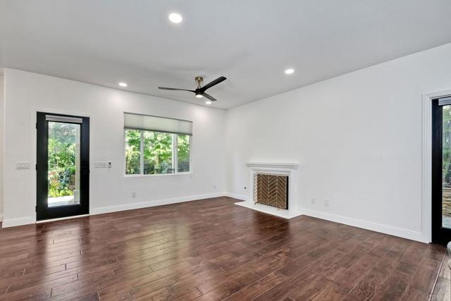 Detail Gallery Image 6 of 26 For 7393 Portage Way, Carlsbad,  CA 92011 - 3 Beds | 2/1 Baths