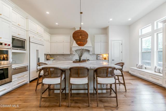 5675 Via Bonita, Newbury Park CA: https://media.crmls.org/mediaz/aca621b5-bf8d-4199-9b76-c7a9d3b65705.jpg