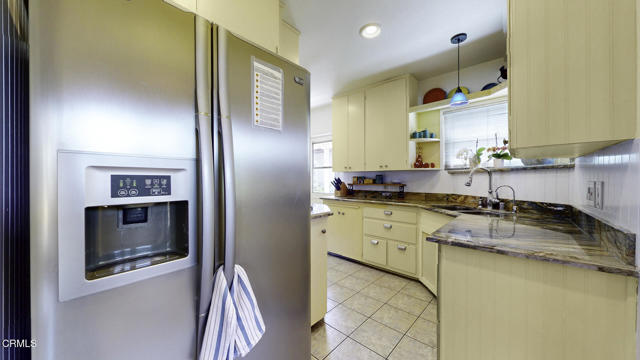 405 Mission Road, Glendale CA: https://media.crmls.org/mediaz/aca665f7-633e-4b3d-ac83-98339b1a5dca.jpg