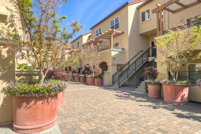 108 Bryant Street, Mountain View CA: https://media.crmls.org/mediaz/aca698ac-67b8-401f-9fbb-70fc8d58a550.jpg