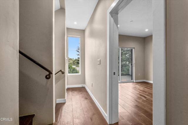 Detail Gallery Image 12 of 40 For 3933 Glenalbyn Dr, Mount Washington,  CA 90065 - 4 Beds | 4 Baths