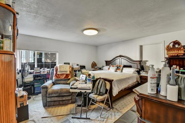 7 Lindbergh Street, San Mateo CA: https://media.crmls.org/mediaz/aca6f932-641e-4d59-9312-1f429aff519f.jpg