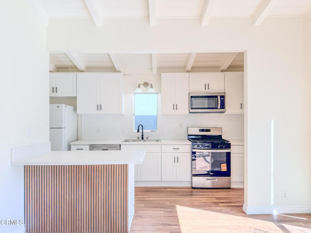 Detail Gallery Image 6 of 14 For 121 Highland Dr, Oxnard,  CA 93035 - 3 Beds | 1 Baths