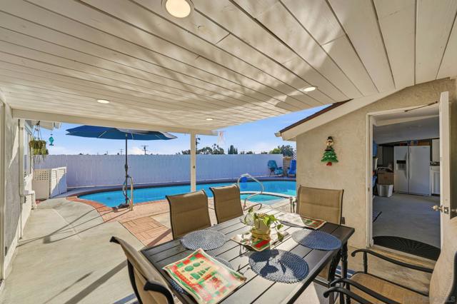 1434 Manchester St, National City CA: https://media.crmls.org/mediaz/aca71354-e37c-481f-8152-d4fab4718d44.jpg