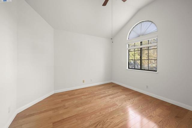 112 Kingswood Cir, Danville CA: https://media.crmls.org/mediaz/aca76529-fae3-4969-9620-97bf7dd0a73b.jpg