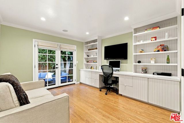 8266 Clinton Street photo 15