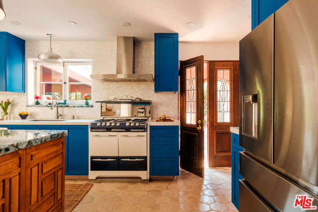 4 Bed Home for Sale in Los Angeles, California
