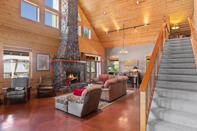 21900 Parrott Ranch Road, Carmel Valley CA: https://media.crmls.org/mediaz/aca87efa-0912-4b31-bcf2-3be0460456a1.jpg