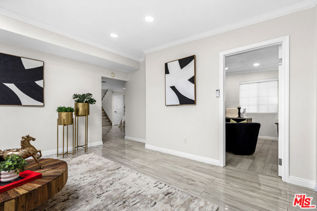 8557 Norwich Avenue, North Hills CA: https://media.crmls.org/mediaz/aca89b0d-dfba-4698-85bc-2d922f5eb008.jpg