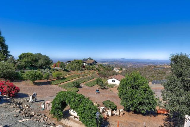 Detail Gallery Image 54 of 75 For 2335 Mirador, Vista,  CA 92084 - 5 Beds | 2/1 Baths