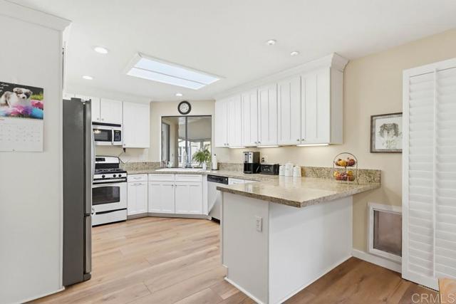 Detail Gallery Image 9 of 54 For 5229 Don Valdez Dr, Carlsbad,  CA 92010 - 2 Beds | 2 Baths