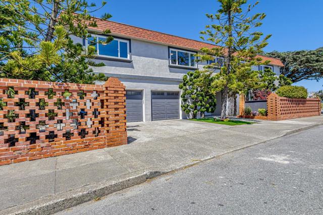 2310 Wawona Street, San Francisco CA: https://media.crmls.org/mediaz/acab622b-fd95-4a8b-9464-4bd534435f3a.jpg