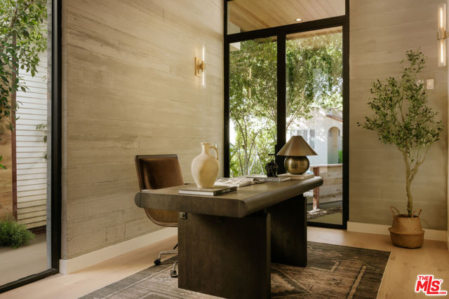 Image 6 of 16 For 8906 Hubbard Street