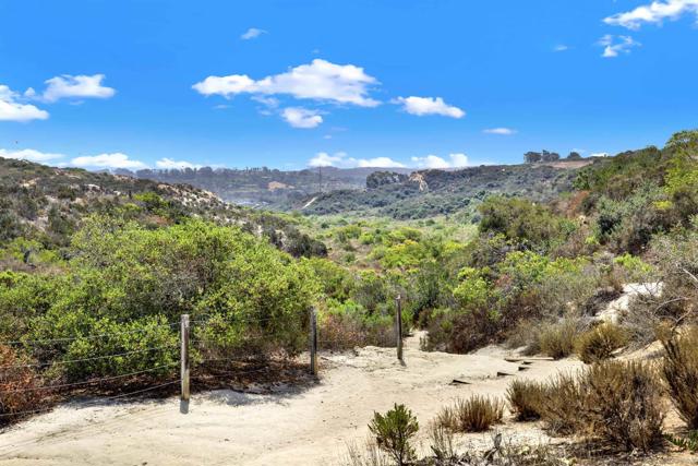 1665 Landquist Dr., Encinitas CA: https://media.crmls.org/mediaz/acac53b6-8ec7-4ee4-bc39-e1cc327de682.jpg