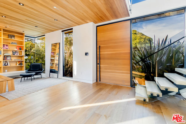 2919 Sanborn Avenue Venice, California
