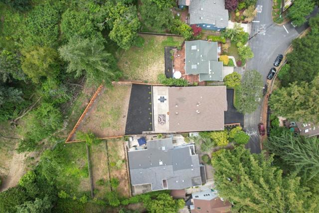 1815 Woodhaven Way, Oakland CA: https://media.crmls.org/mediaz/acaf2f93-74c2-47ba-b90f-832f3ca642cb.jpg