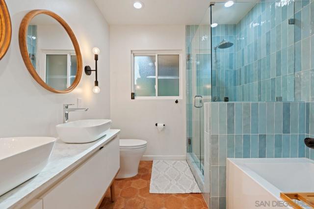 9835 Edgelake Dr, La Mesa CA: https://media.crmls.org/mediaz/acaf54c4-cbd4-4f3e-8c39-82018c63a915.jpg