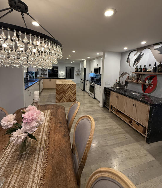 68716 Avenida Diosa, Cathedral City CA: https://media.crmls.org/mediaz/acaff772-2c15-4e77-b9ae-05c7485f76a3.jpg