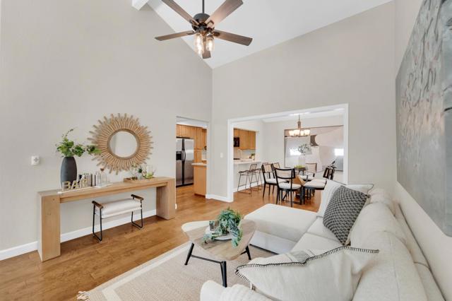 419 Clearview Drive, Los Gatos CA: https://media.crmls.org/mediaz/acb1ce5d-e5b5-4aee-a08f-f55a6f74b6a0.jpg